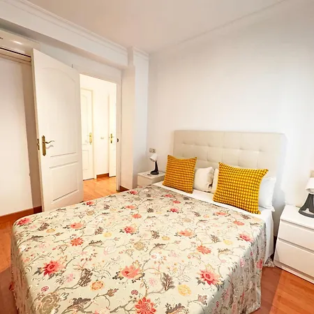 Triana Luxury Numancia * סביליה