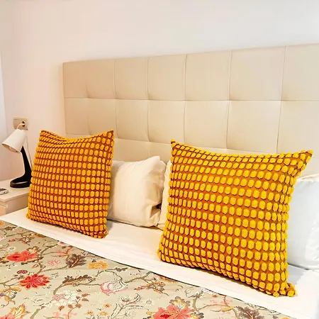 Triana Luxury Numancia * Sevilla